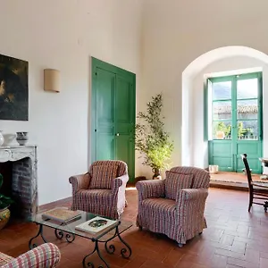 Casa vacanze Catalfamo - Direct Access To The, Lascari